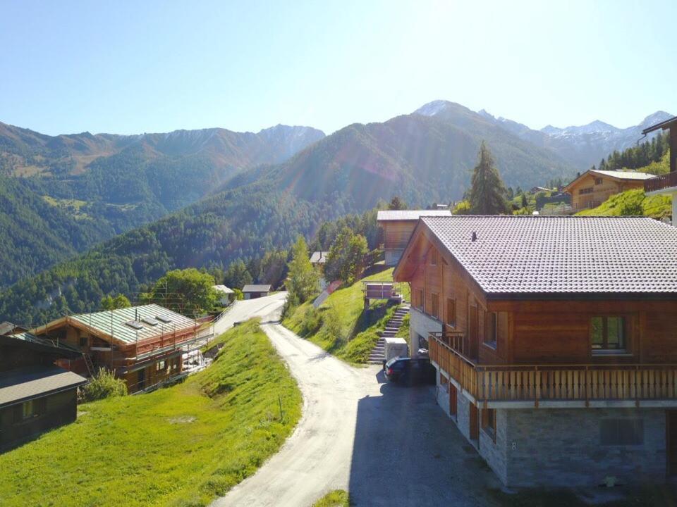 La Tzoum'Hostel ラ・ズマ エクステリア 写真