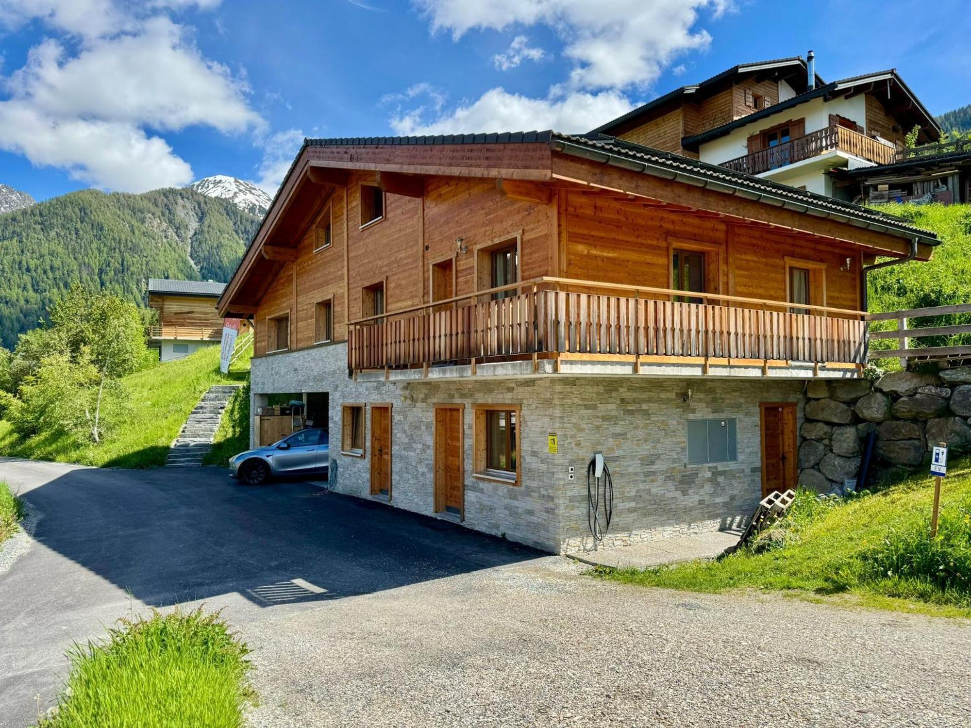 La Tzoum'Hostel ラ・ズマ エクステリア 写真